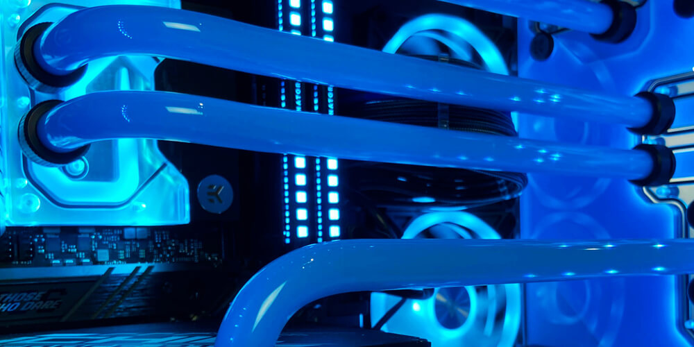 Custom watercooling (hardtubing) in een High End GamePC