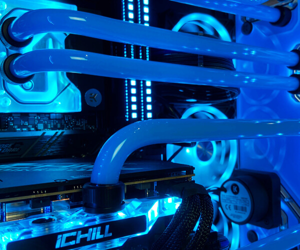 Custom watercooling (hardtubing) in een High End GamePC